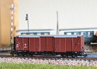 Roco edeckter Güterwagen 16 834 4 achser.JPG